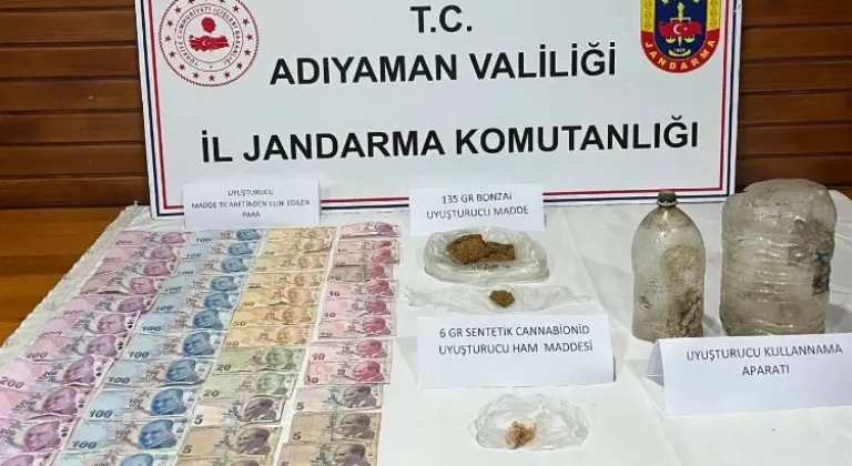 Adıyaman'da Zehir Ticaretine Son Verildi: Jandarma Operasyonuyla Uyuşturucu Taciri Tutuklandı