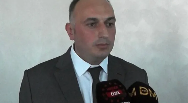 Düzce’de Belediye Başkanı Fatih Ocak Mazbatasını Aldı