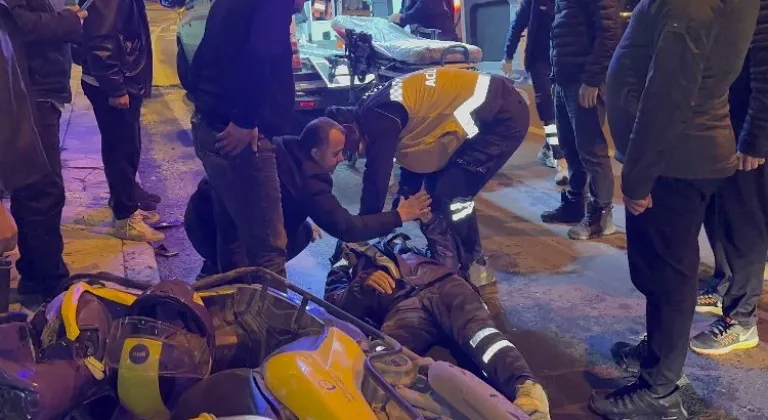 Düzce'de Kuryeye Çarpan Otomobilde Kaza: Yaralı Var!