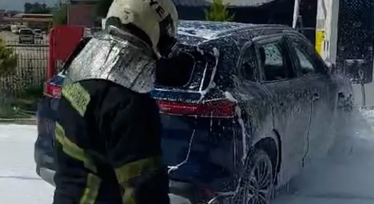 Gaziantep'te ilk elektrikli araç yangını söndürdü