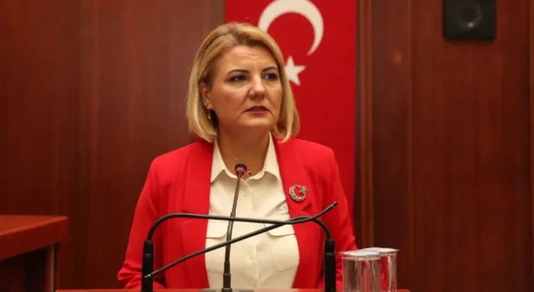 İzmit Belediye Başkanı Hürriyet, İnsana Dokunan Projeleri Kamuoyuyla Paylaştı